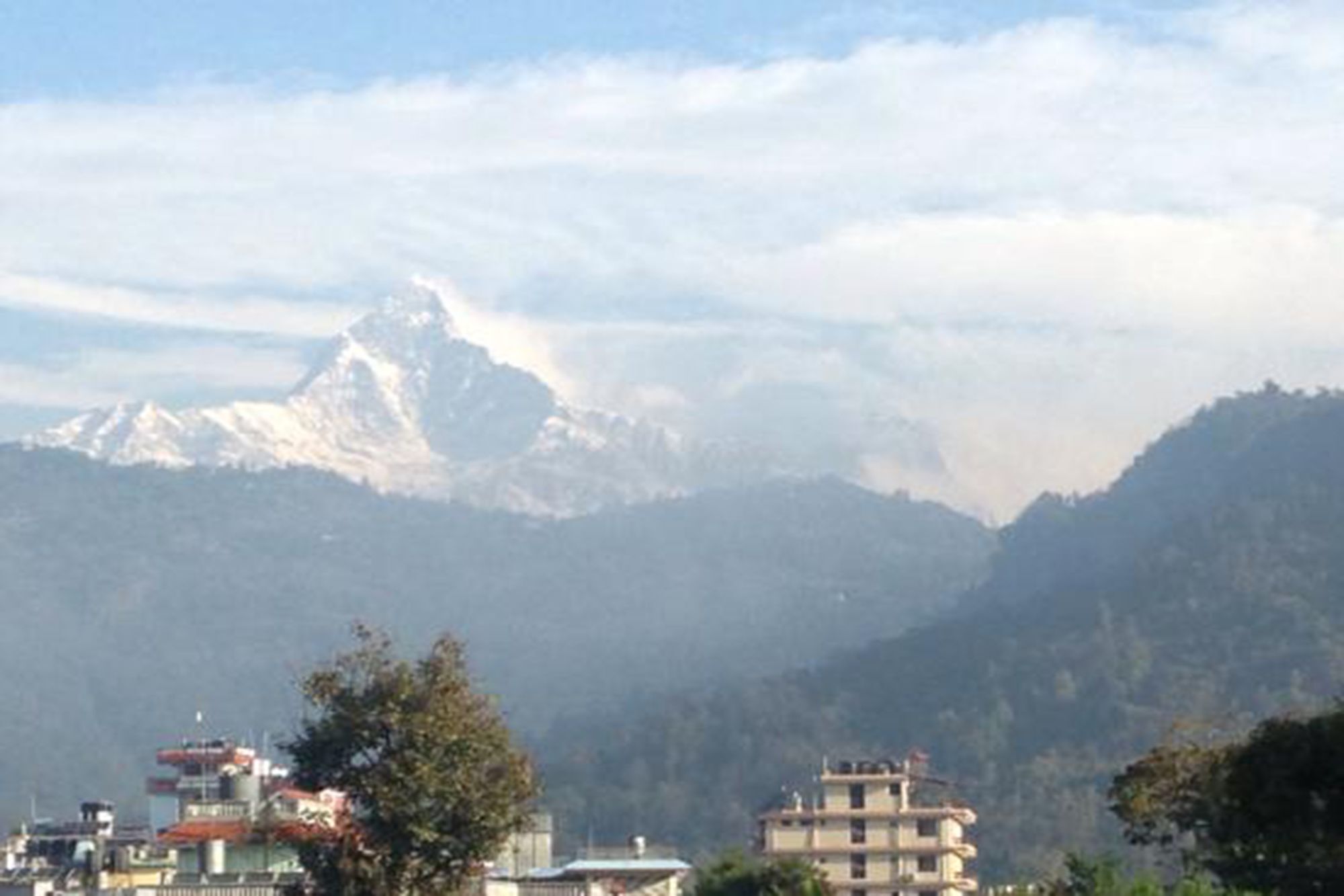 Galaxy Inn Guest House Pokhara Bagian luar foto